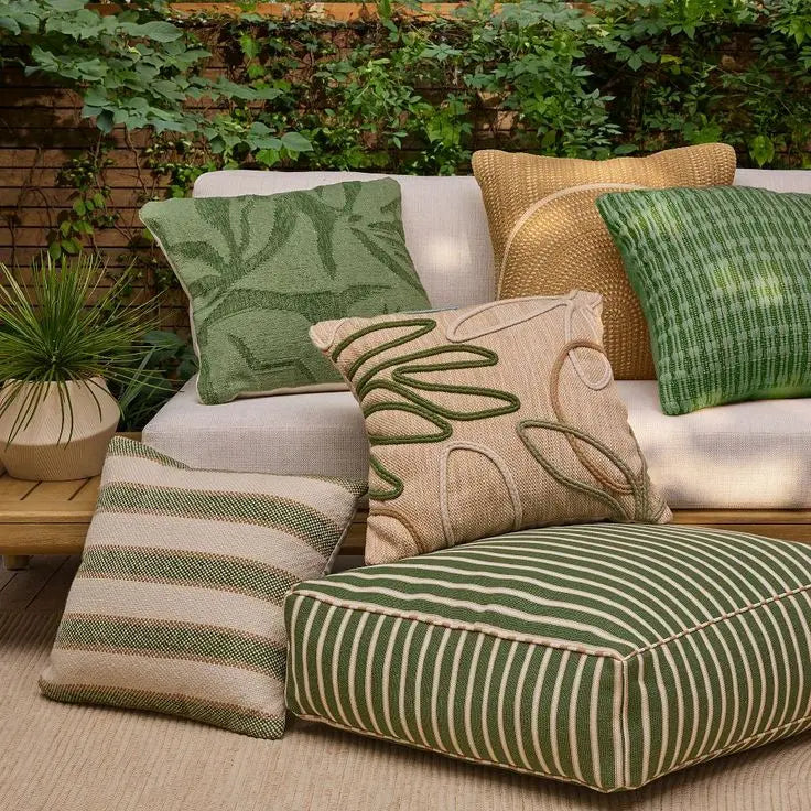 Throw Pillows roomupdecor